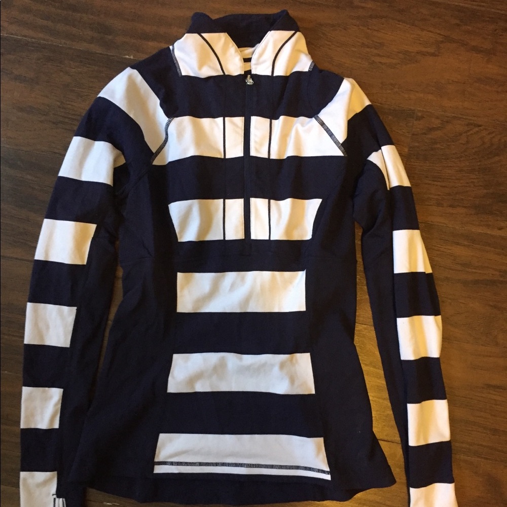Lululemon running sweatshirt